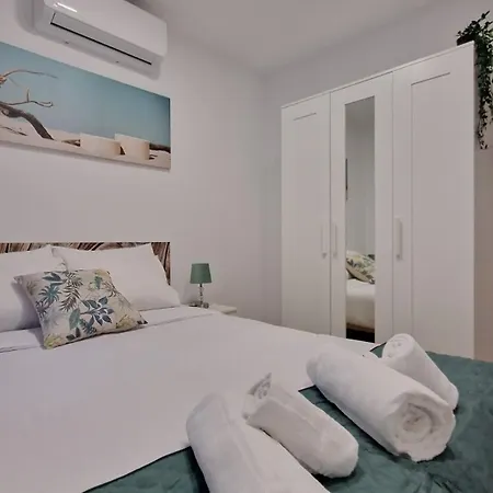 Almendrales Appartement Madrid Buitenkant foto