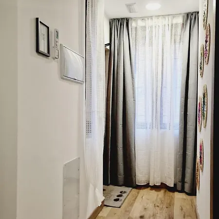 Almendrales Appartement Madrid Buitenkant foto